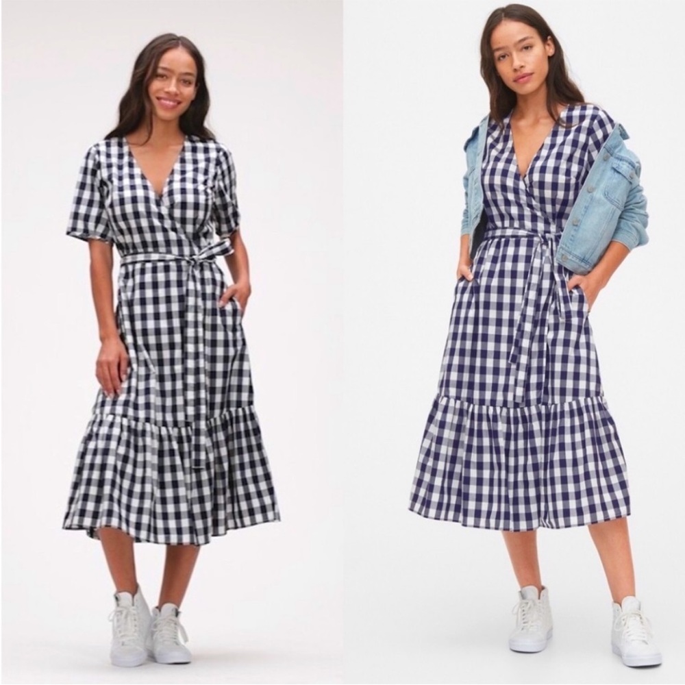 GAP gingham navy blue and white wrap dress